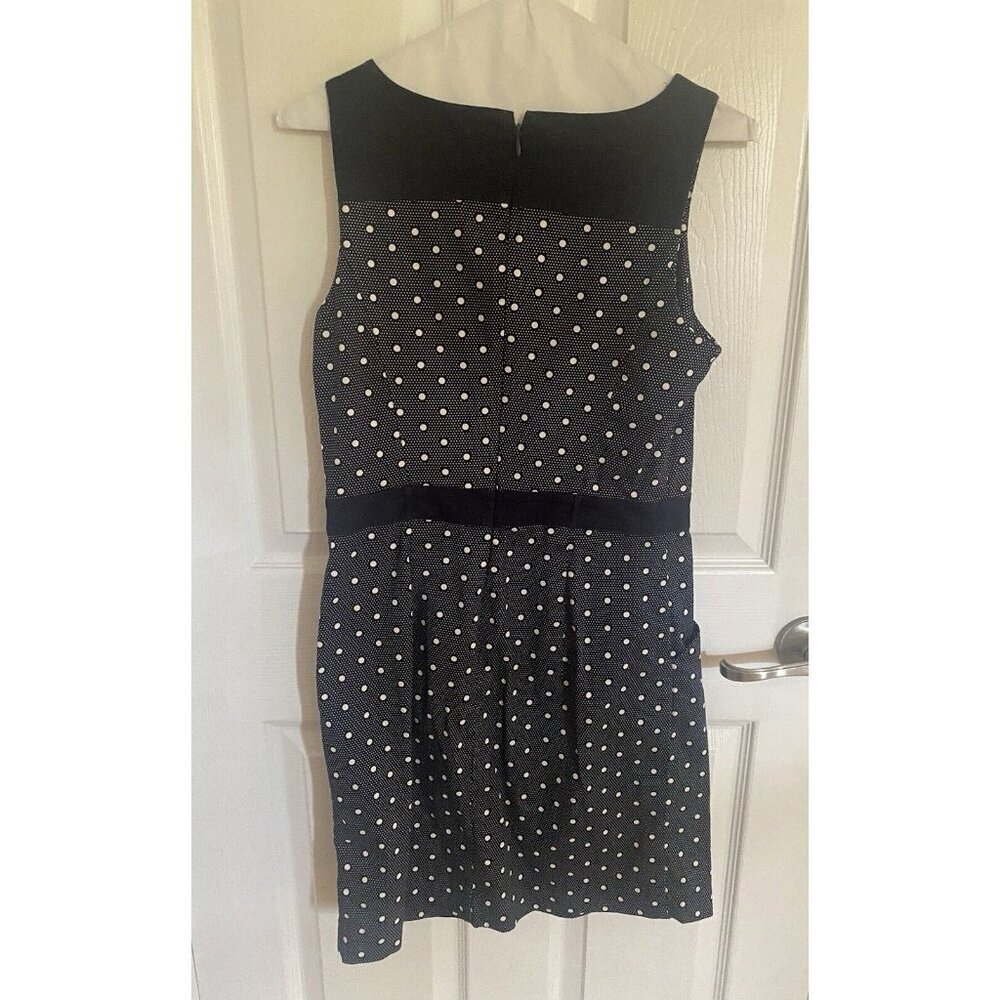 3/$15 SALE - Tommy Hilfiger Blue/White Polka Dot Sheath Dress Women’s Size 6 - Picture 2 of 10